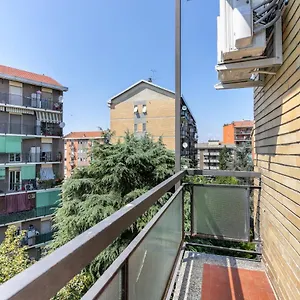  Appartamento Alessia's Flat- M3 Corvetto Italia