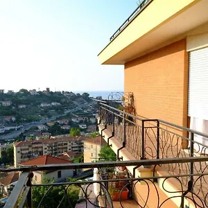  Appartamento Your Holidays In Sanremo. 4 Minutes From The Italia